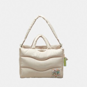 Coach Coachtopia Loop Tote With Wavy Quilting Beige | COH865024