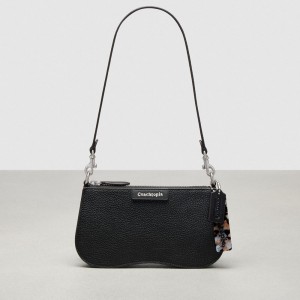 Coach Wavy Baguette Bag In Pebbled Coachtopia Leather Zwart | COH864944
