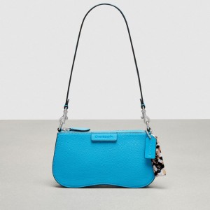 Coach Wavy Baguette Bag In Pebbled Coachtopia Leather Blauw | COH864772